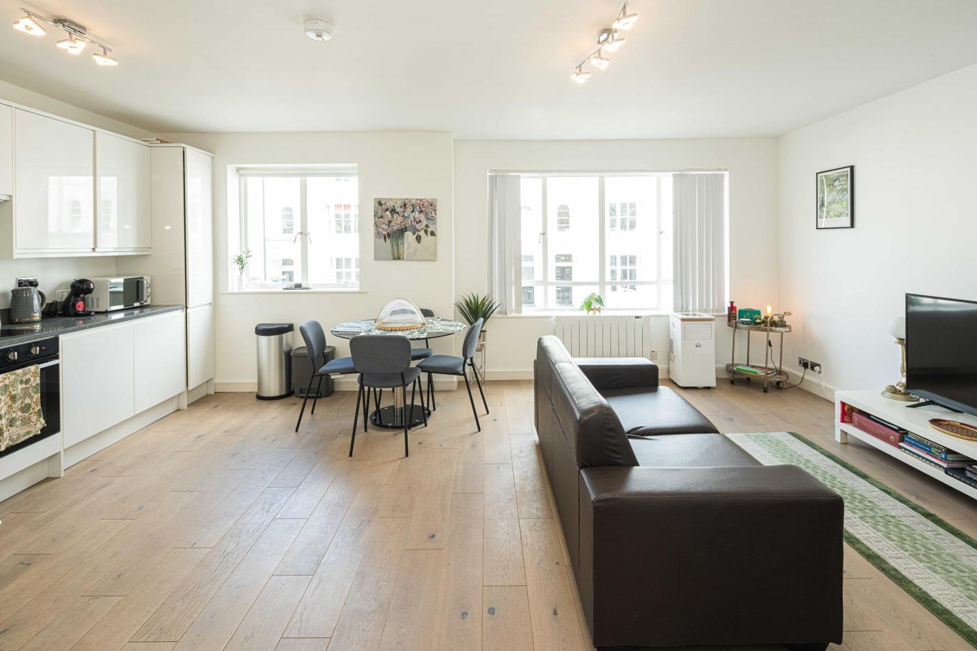 Charming Newly Refurb 2-Bed 2-Bath Whole Apartment Near Hyde Park & Kensington, Prime Paddington Location Zone 1 Londres Exterior foto